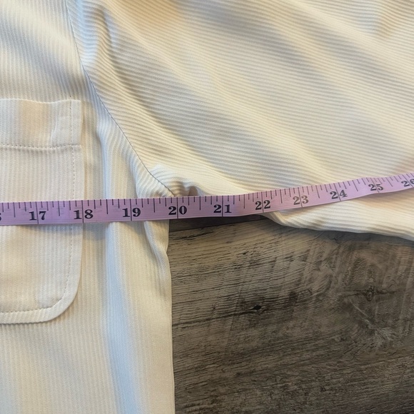 Vintage 100% Silk Ann Taylor Striped Cream Button-Down Blouse Size M - Picture 6 of 9